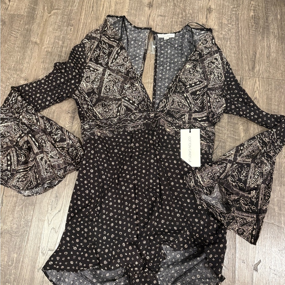 Cotton Candy Navy & White Floral Print Romper